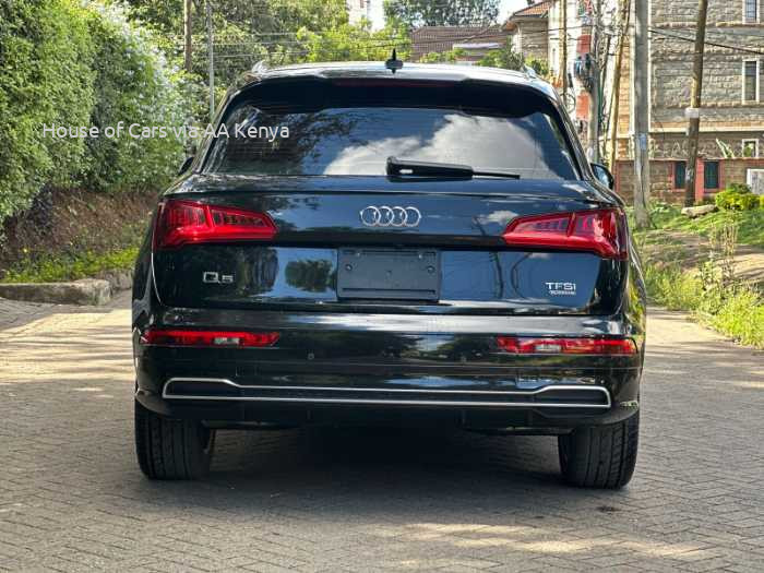 2018 AUDI Q5