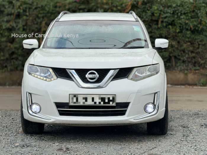 2016 NISSAN X-TRAIL