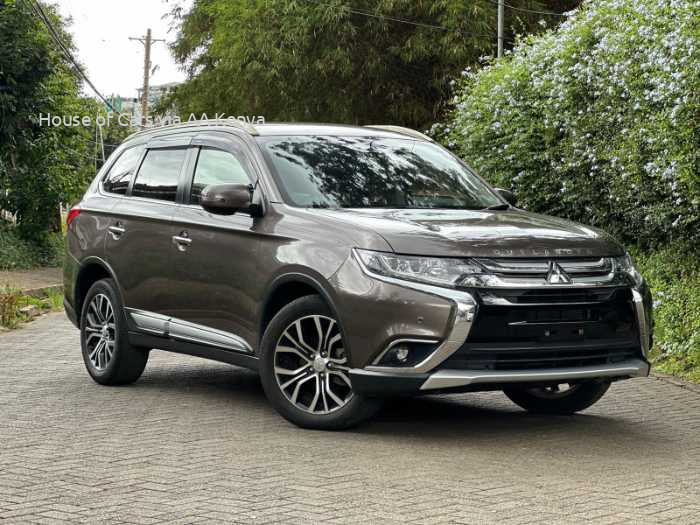 2018 MITSUBISHI OUTLANDER