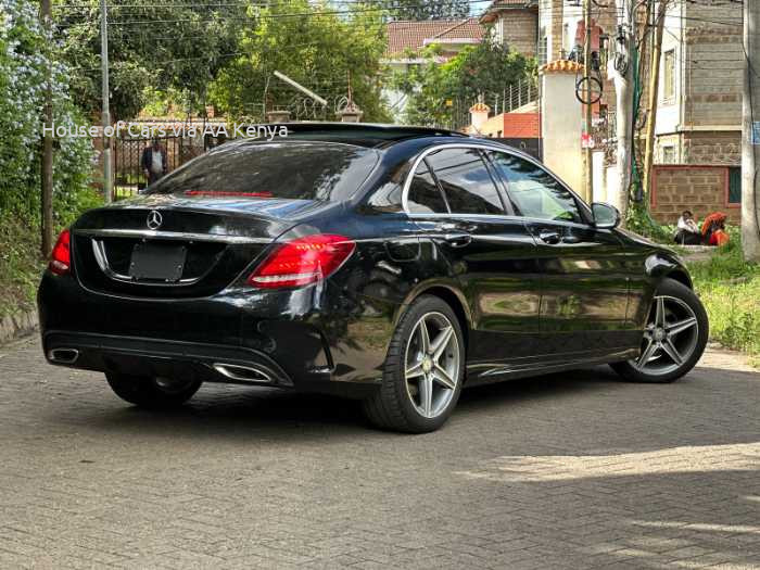 2016 MERCEDES BENZ C 200