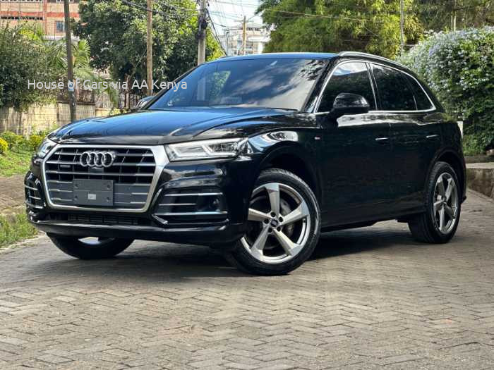 2018 AUDI Q5