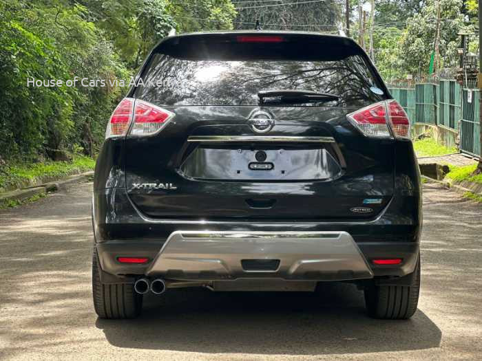 2016 NISSAN X-TRAIL