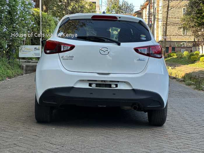 2016 MAZDA DEMIO