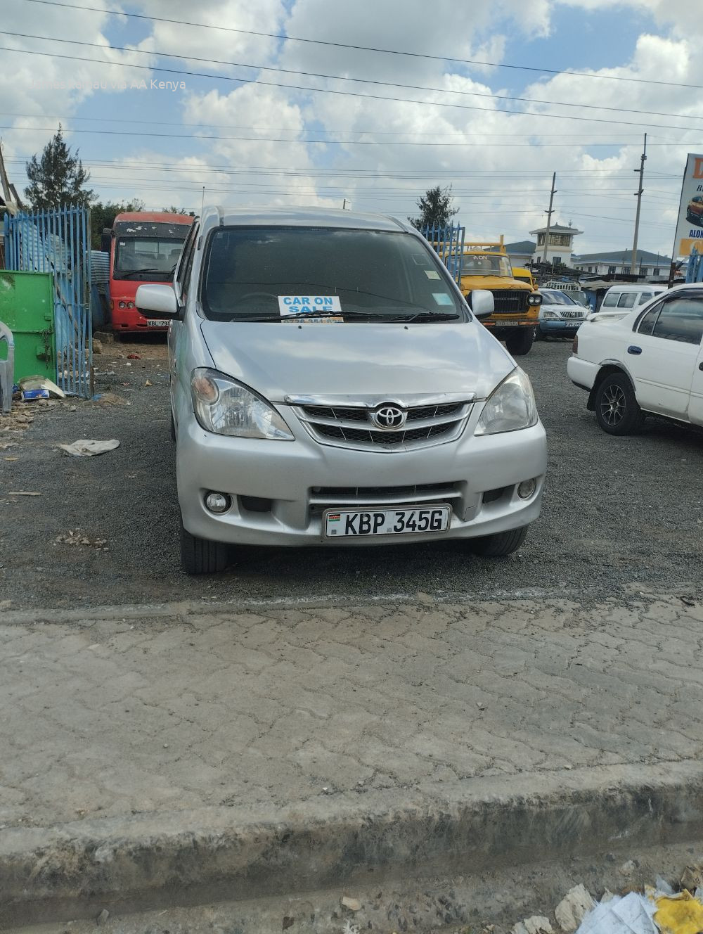 2005 TOYOTA AVANZA