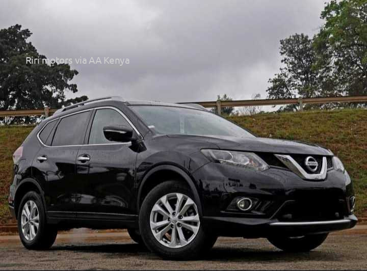 2017 NISSAN X-TRAIL