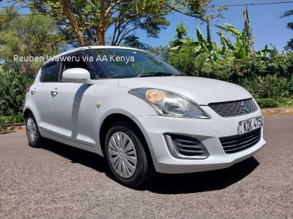 2015 SUZUKI SWIFT