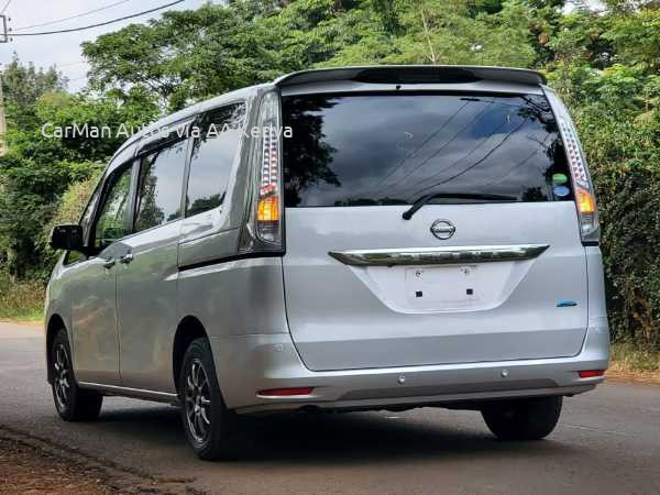 2016 NISSAN SERENA