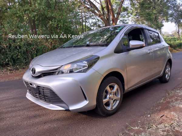 2015 TOYOTA VITZ